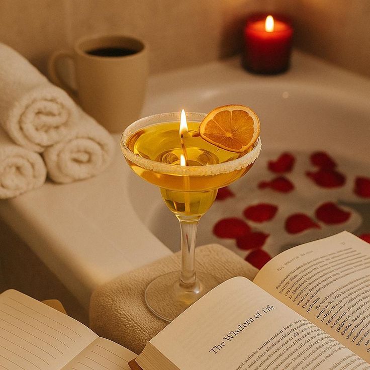 Golden Citrus Cocktail Candle